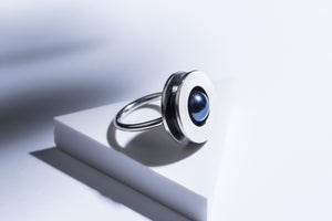 Silver ring with river pearl